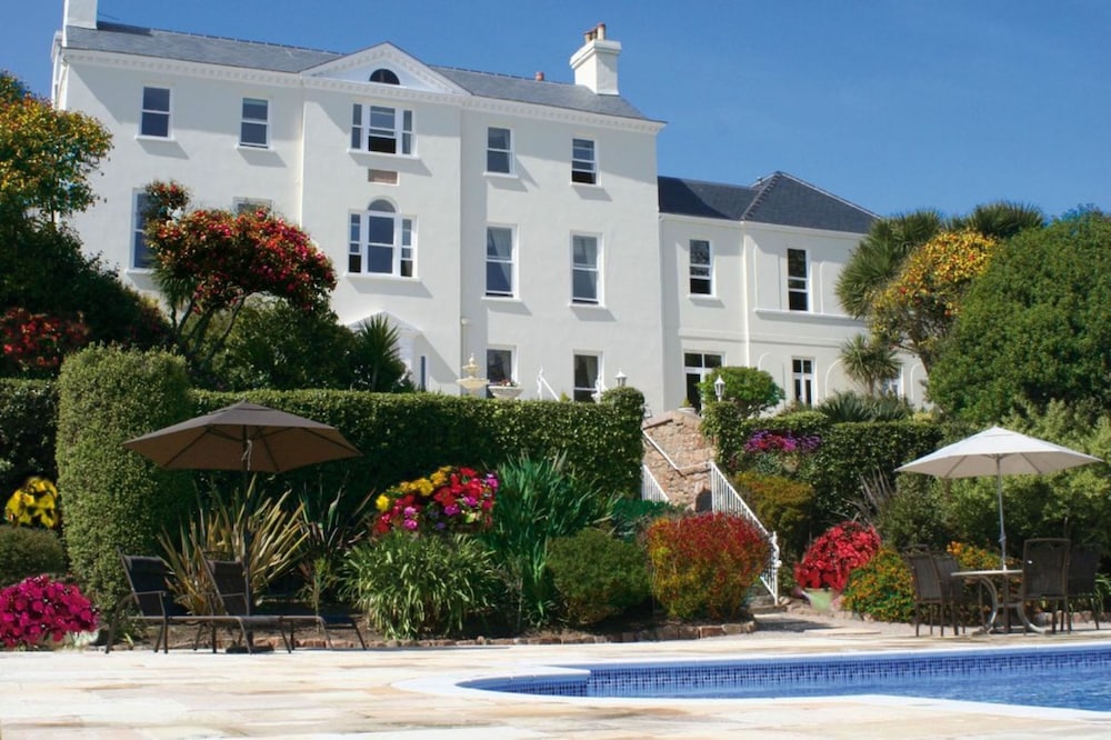 La Haule Manor — 5-Star Luxury Hotel in Saint Helier, United Kingdom