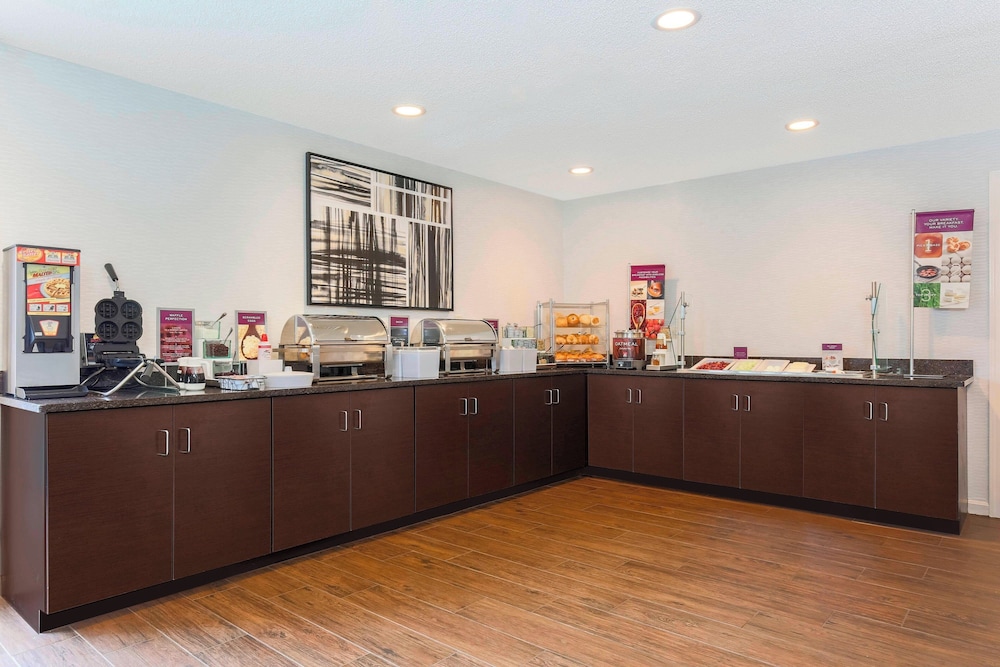 Residence Inn by Marriott Boston North Shore Danvers - photo 30