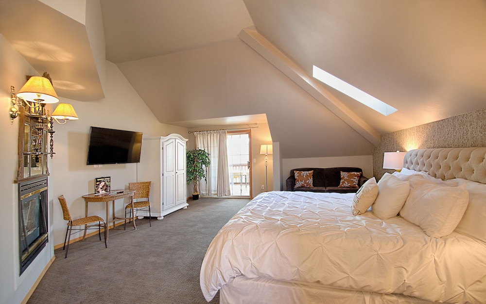 Birchfield Manor Inn and Restaurant - photo 3