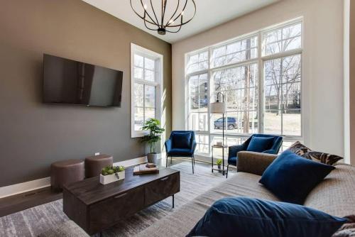 West End Escape New Build with Rooftop Views — 4-Star Luxury Hotel in Nashville, United States