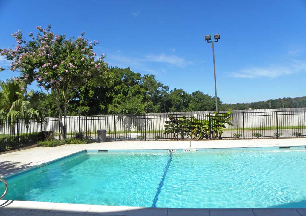 Suburban Studios Houston North I 45 - featured photo
