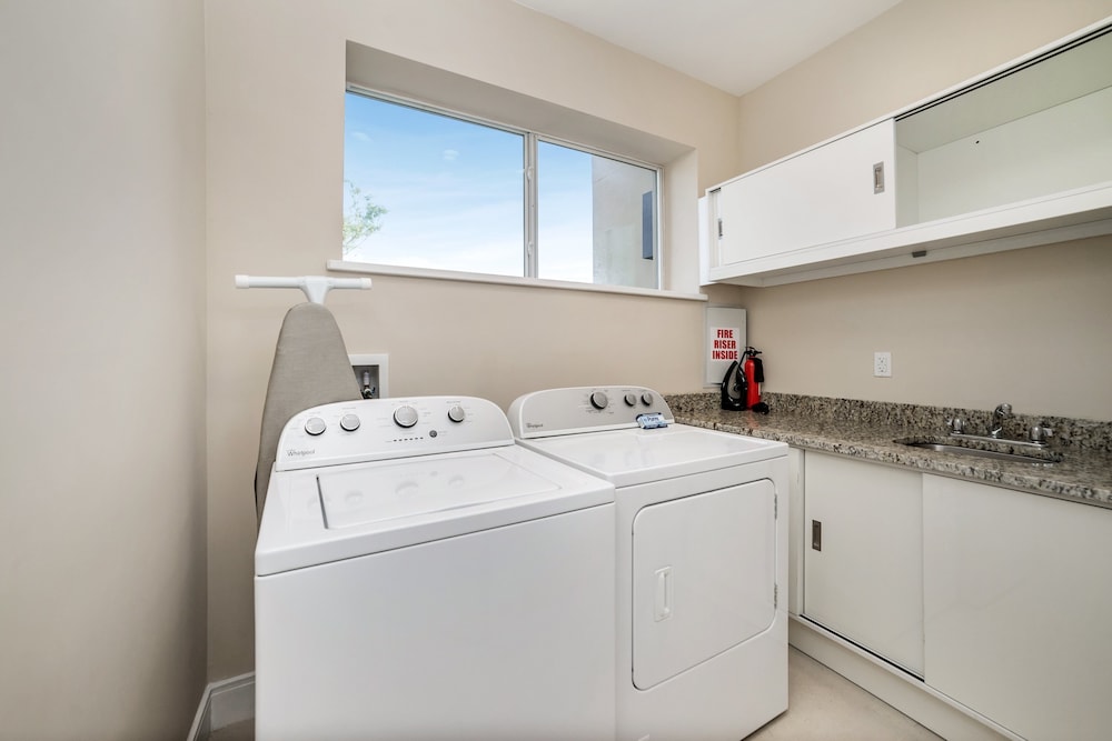 Modern Magic Village Resort Townhouse 7662 - photo 18