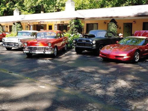Rolling Brook Inn - photo 19