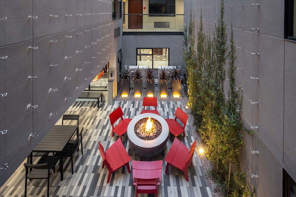 Infinity Hotel San Francisco Tapestry Collection by Hilton - photo 110