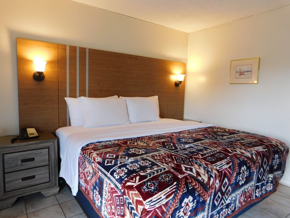 Drifter Motel - photo 19