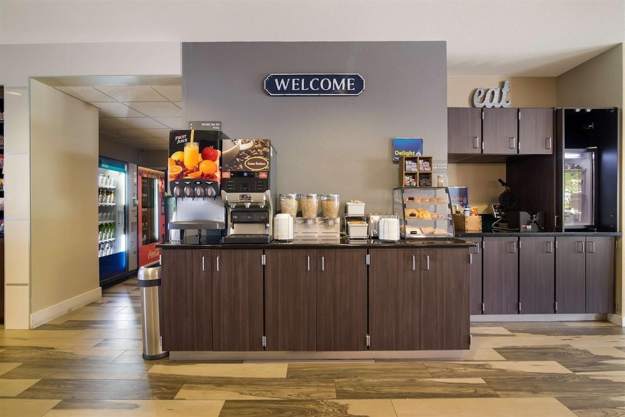 Best Western Roosevelt Place Hotel - photo 9