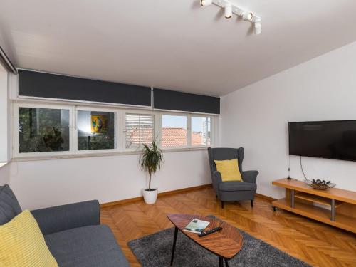 Romance Apartments Dubrovnik One Bedroom Apartment with Patio R3