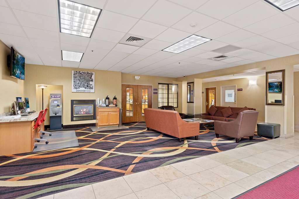 AmericInn by Wyndham Denver Airport - photo 8