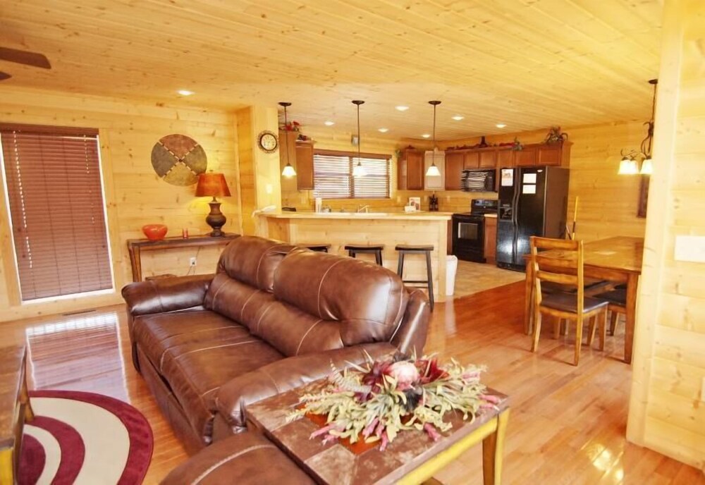 Parkside Resort - carbon neutral hotel in Pigeon Forge