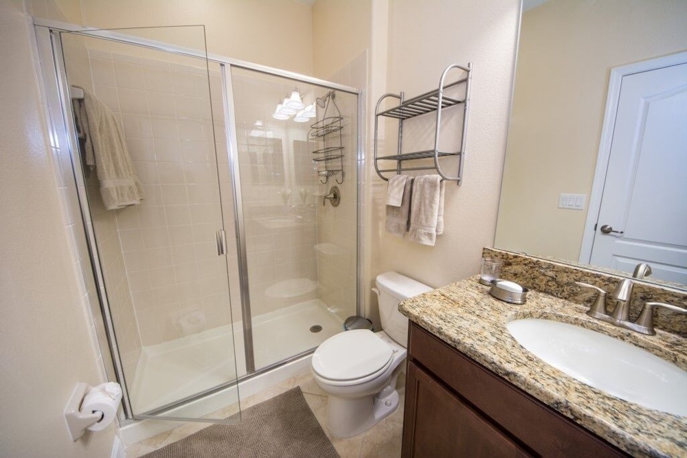 Alana's Champions Gate Townhome Kissimmee - photo 21