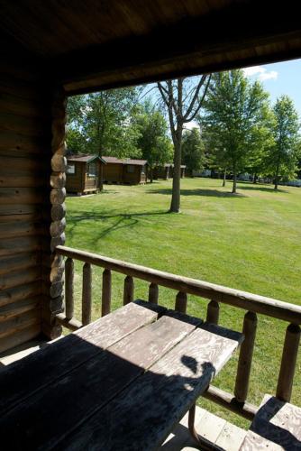 Fremont Jellystone Park Loft Cabin 1 - featured photo