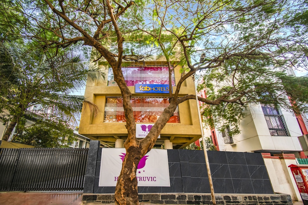 FabExpress Truvic - carbon neutral hotel in Pune