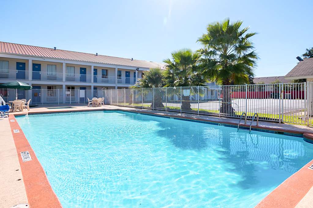 Motel 6 Round Rock TX - photo 12