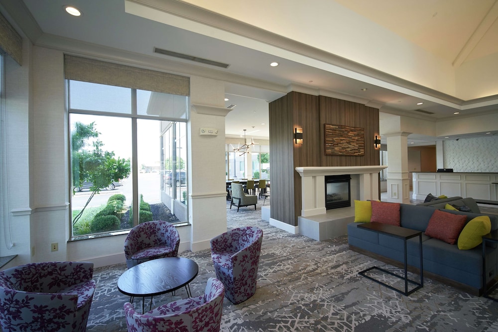 Hilton Garden Inn Evansville - photo 6