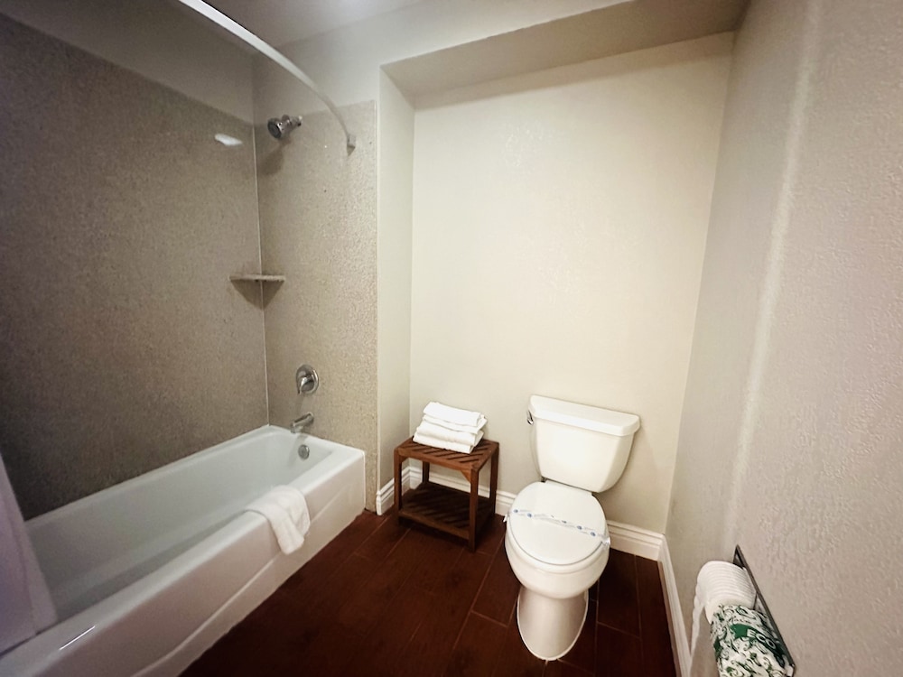 Casa Blanca Hotel and Suites Orange - photo 41