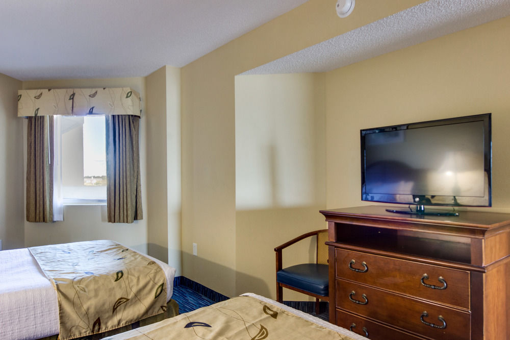 Carolinian Beach Resort by Oceana Resorts - photo 6