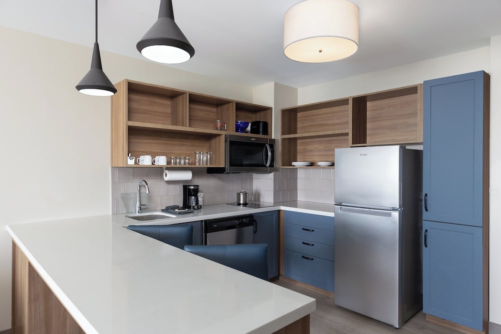 Candlewood Suites Mcpherson by IHG - photo 21