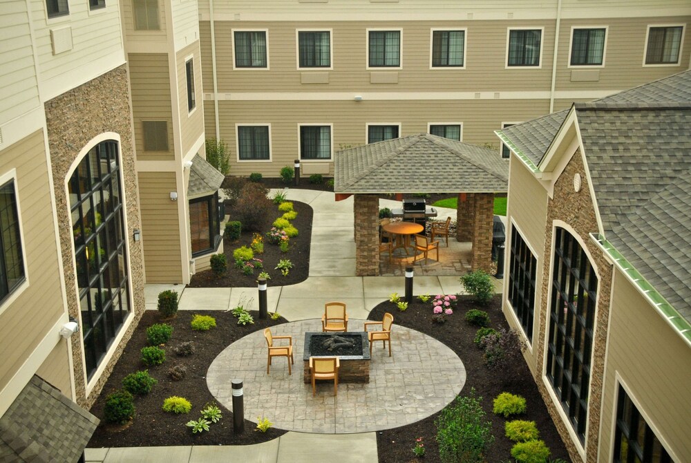 Staybridge Suites Williamsville Buffalo by IHG - photo 16