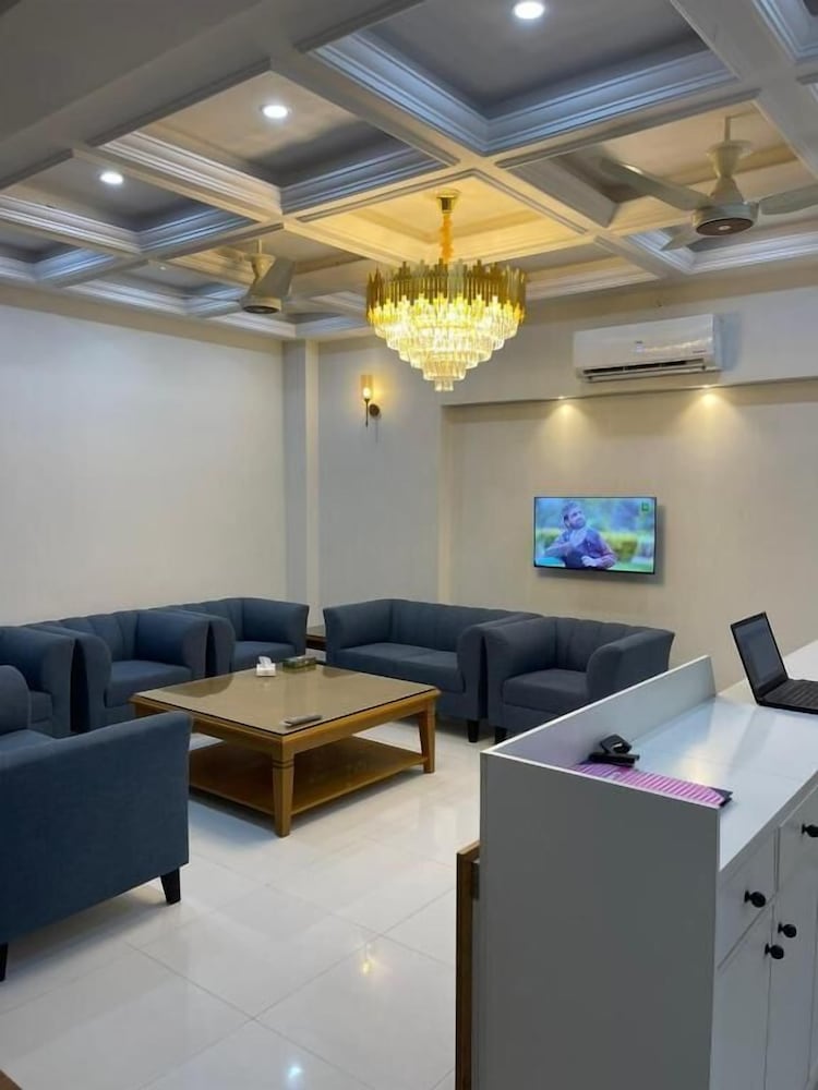 Medallion Suites - carbon neutral hotel in Lahore