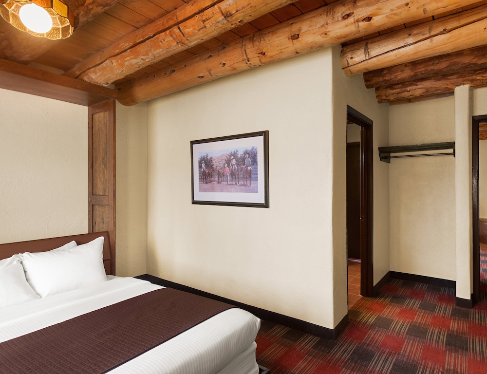 Sagebrush Inn & Suites - photo 45