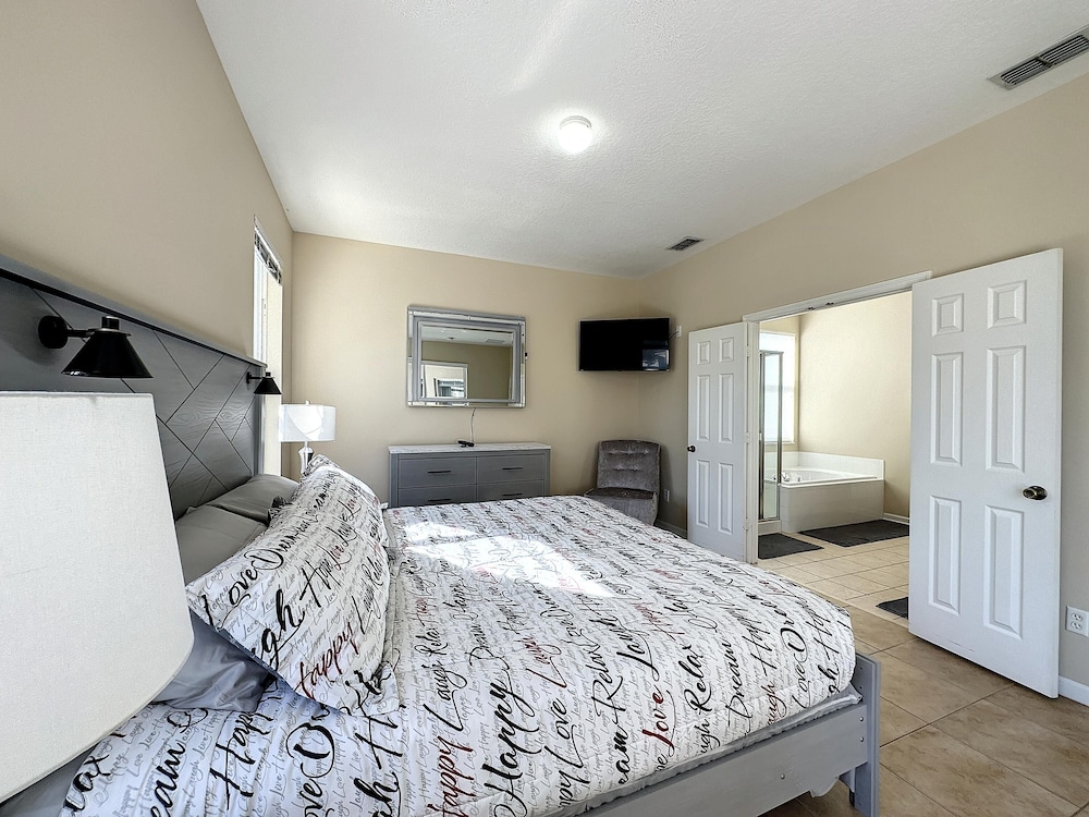Luxury 6BD 3 5BA Pool Home in Windsor Palms Resort - photo 19