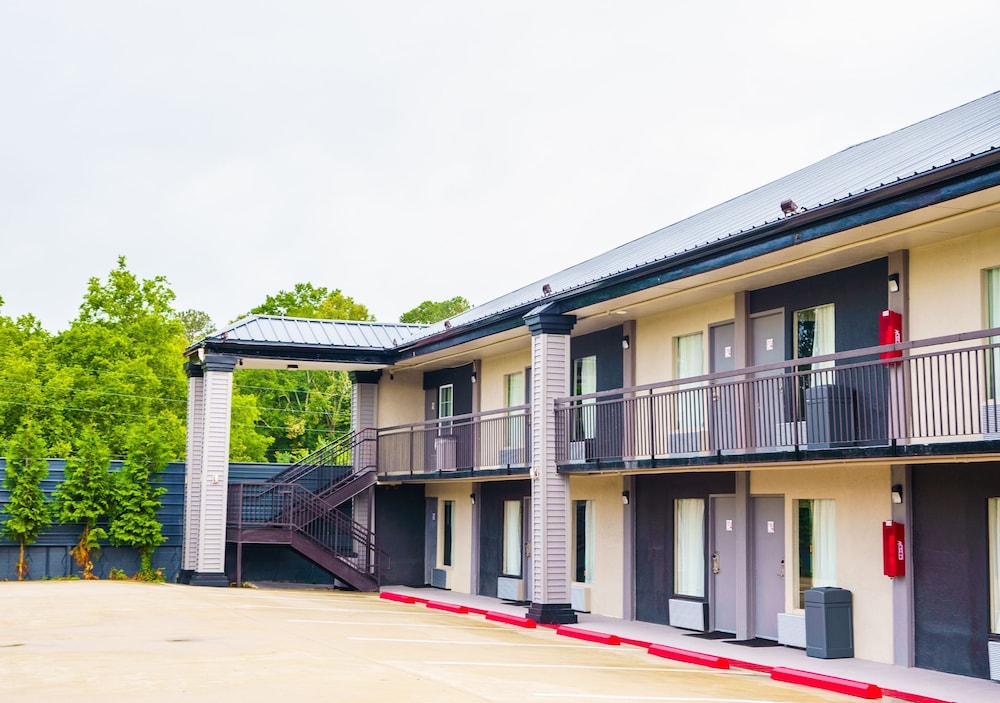 Lx Hotel Powered by ACW Circle - photo 93