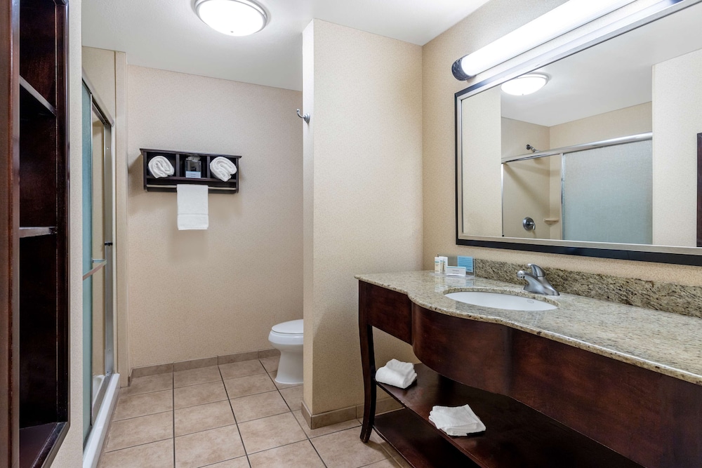 Hampton Inn & Suites Sacramento Elk Grove Laguna I 5 - photo 36