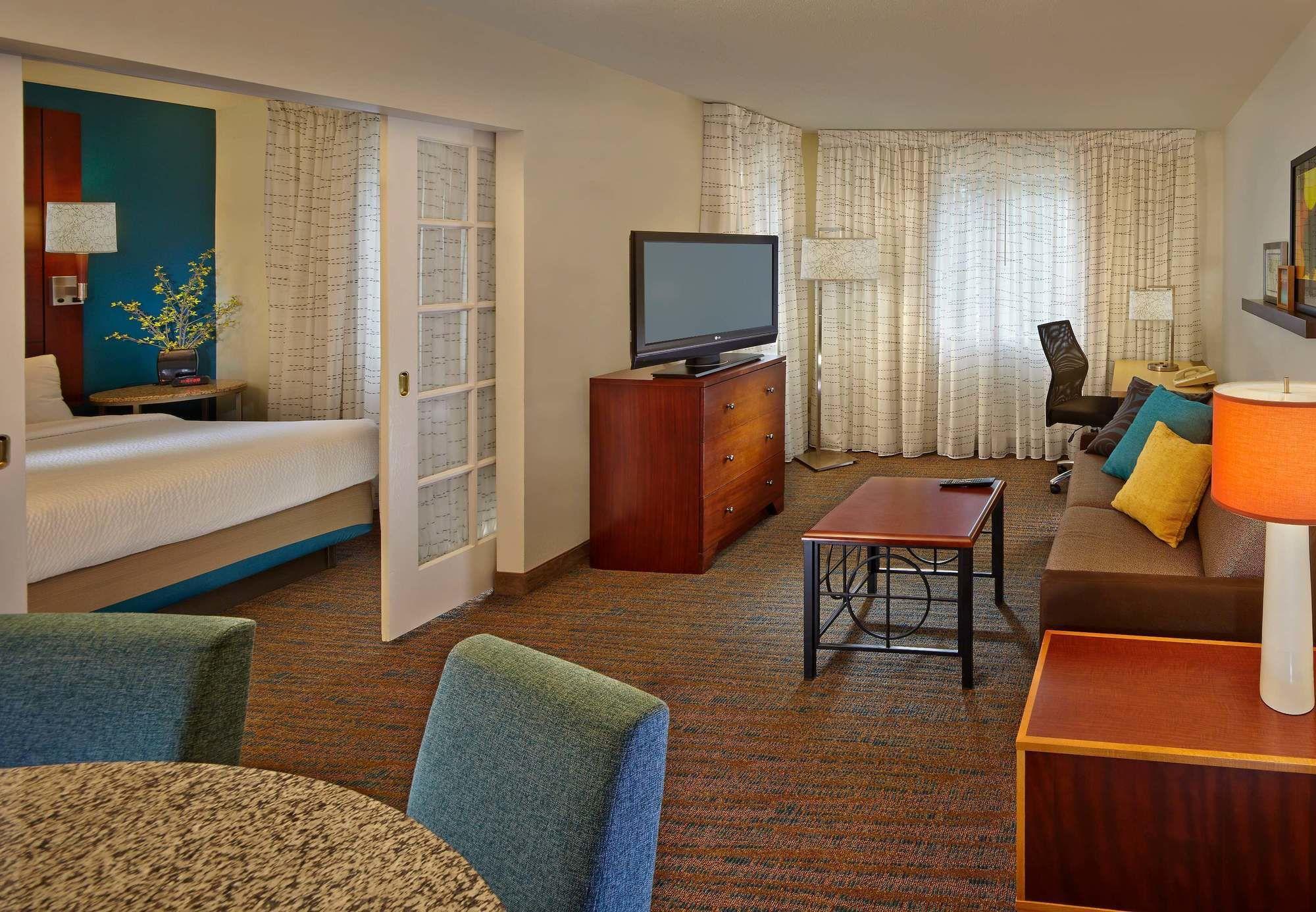 Residence Inn By Marriott Boston Tewksbury - photo 4