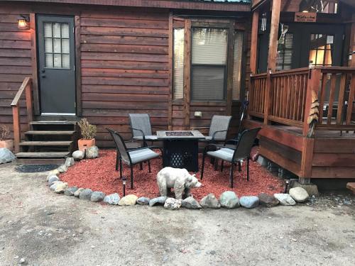Cedar Pines Resort - photo 8