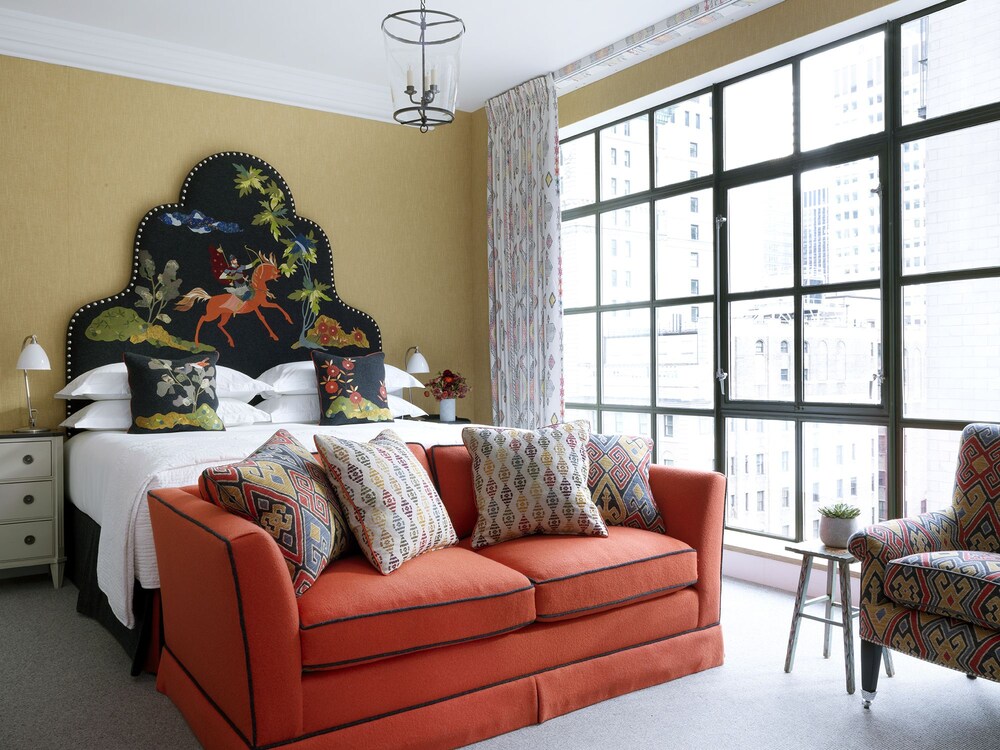 The Whitby Hotel - photo 18