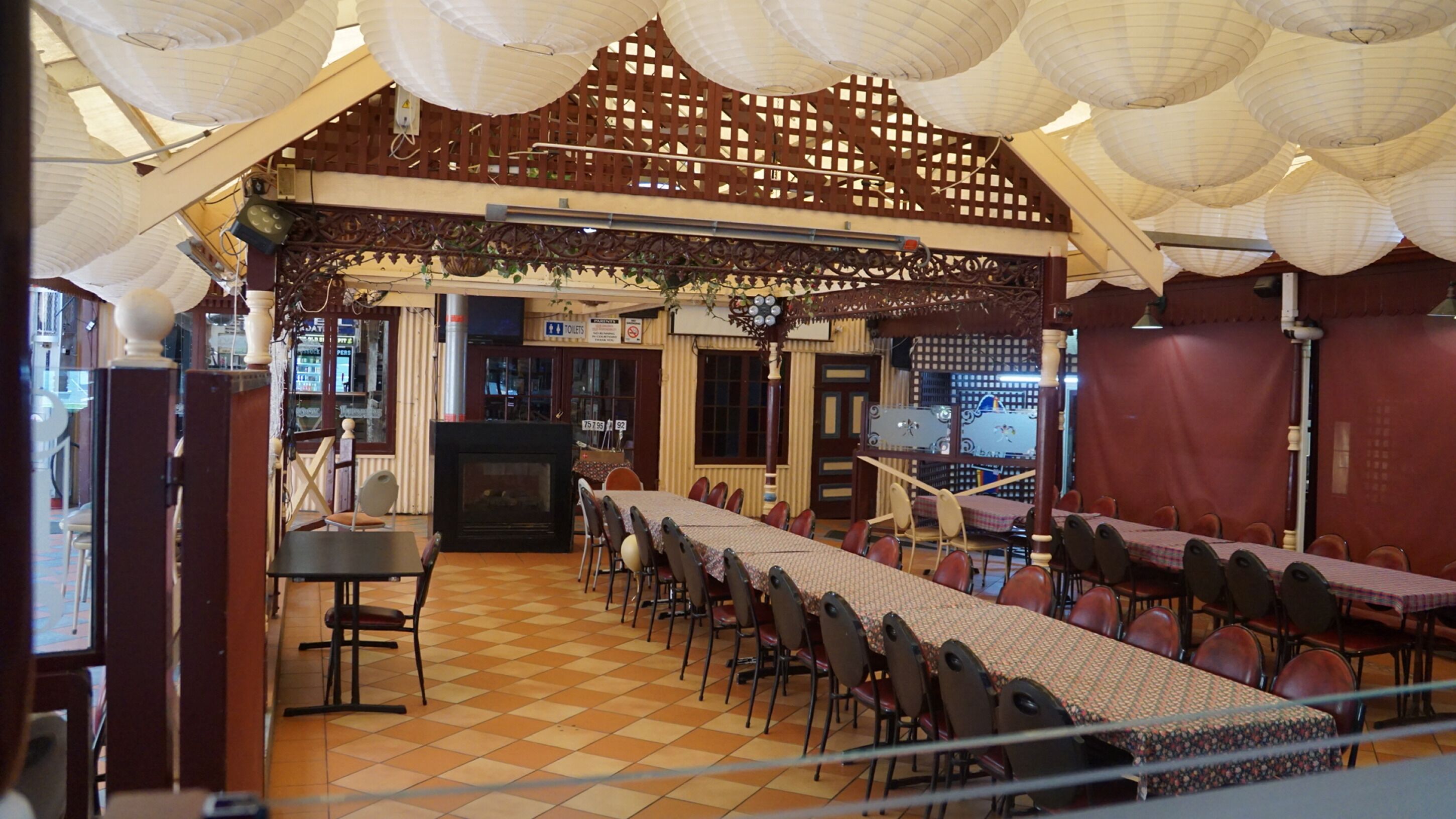 Maddens Commercial Hotel — Camperdown — photo 2
