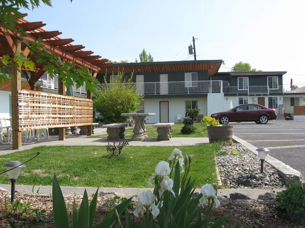 Masters Inn - photo 29