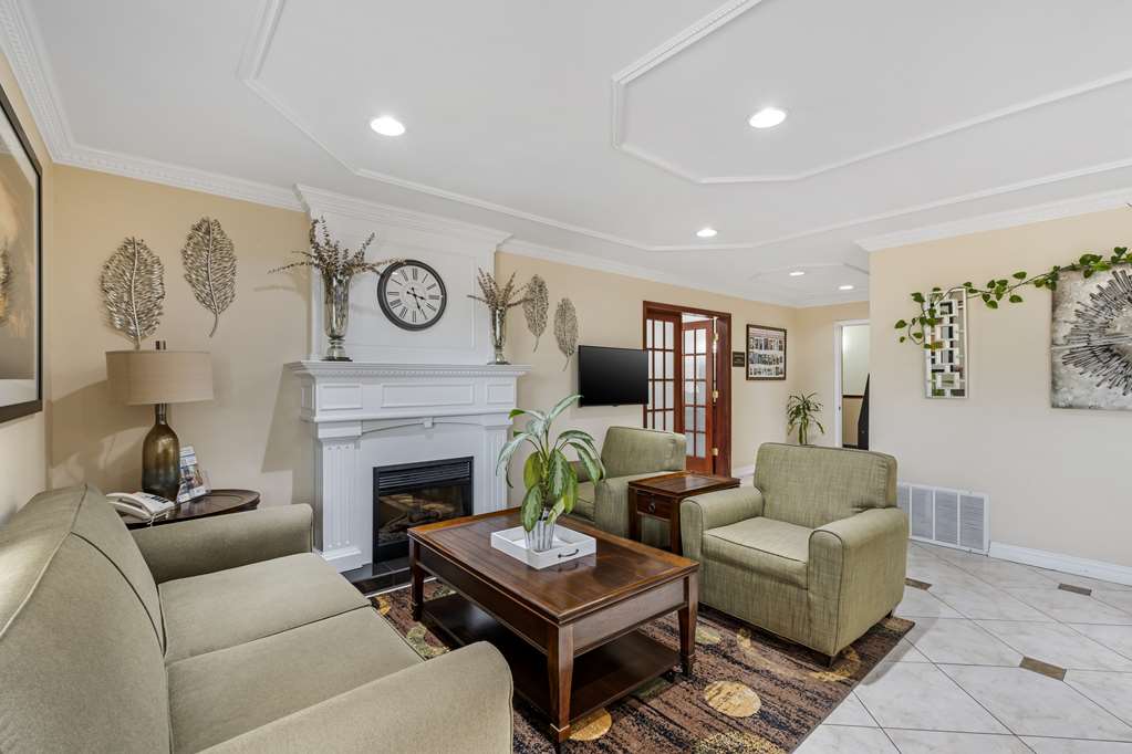 Best Western Pineywoods Inn - photo 9