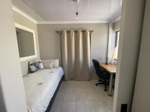 Sixth Avenue Residence Halaal Accommodation Cape Town