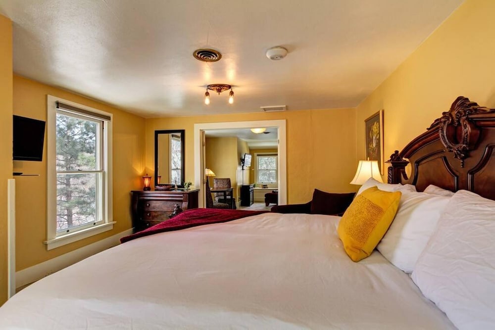 Avenue Hotel Bed & Breakfast - photo 18