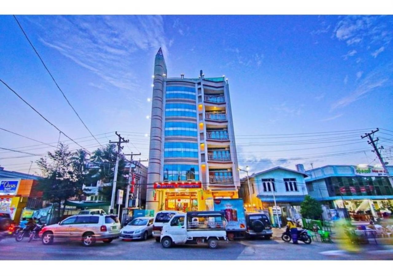 Hotel Chindwin in Monywa, Myanmar