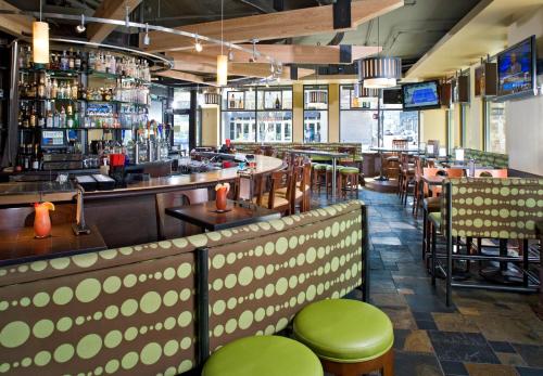 Silver Cloud Hotel Seattle Stadium - photo 33