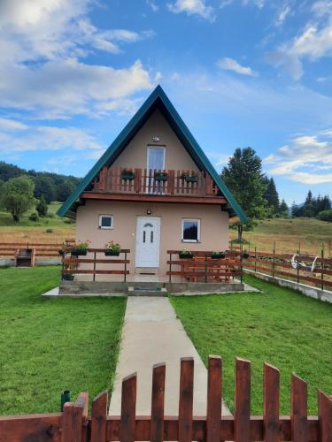 Vacation Home Danilo — 4-Star Luxury Hotel in Zabljak, Montenegro