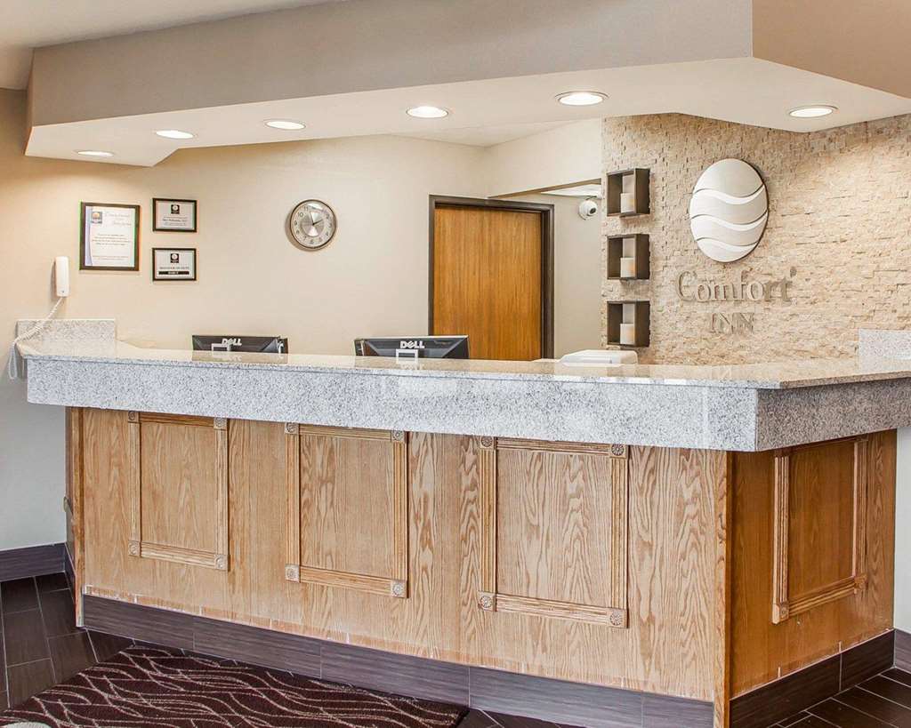 Comfort Inn Marshalltown South - photo 7