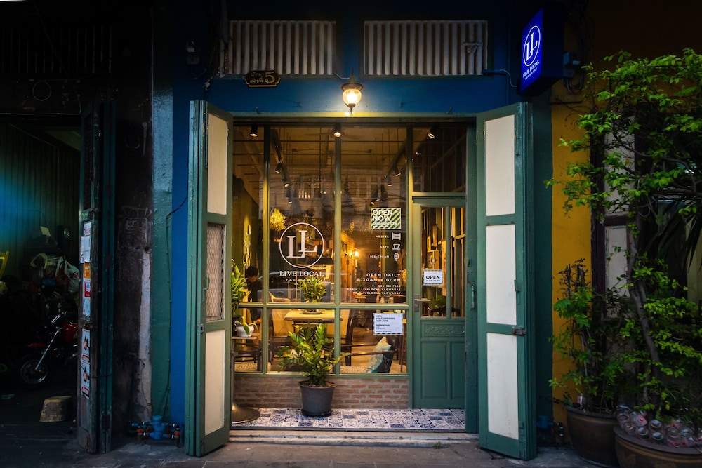 Live Local — hotel in Bangkok
