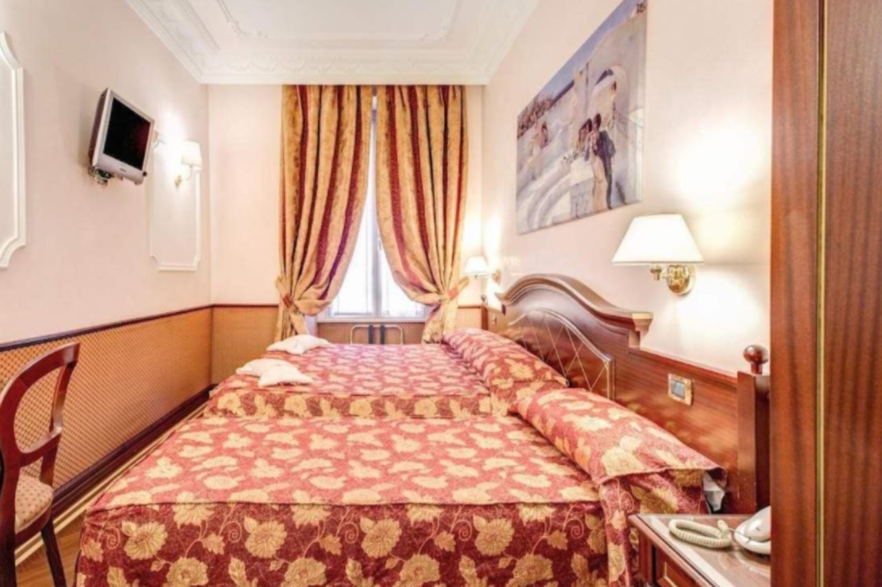 Re Luxury Accomodation — Rome — photo 5