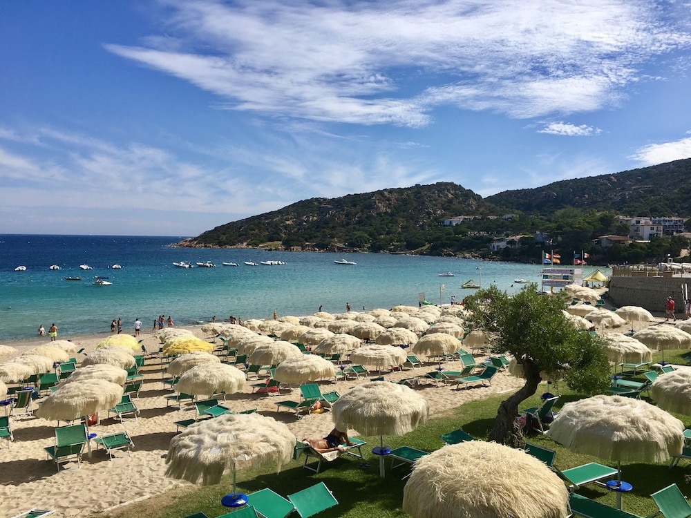Seaside Apartment Baja Sardinia Rent From July 4 2026 to July 25 2026 — 4-Star Luxury Hotel in Arzachena, Italy