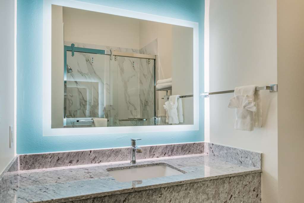 Americas Best Value Inn & Suites Katy - photo 11