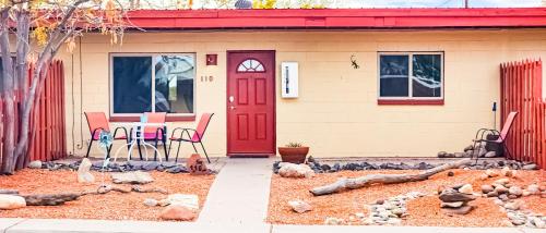 Red Rock Motel and Dam Motel - photo 119