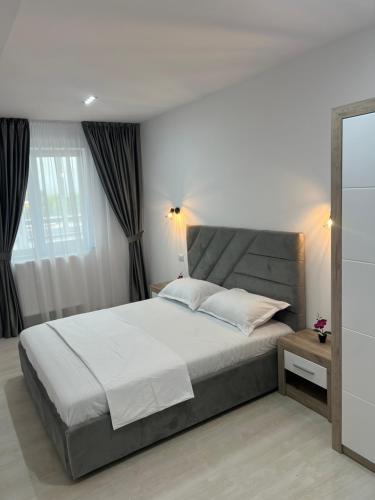 Luxury Sunny Apartments near City Center Suceava — 4-Star Luxury Hotel in Suceava, Romania