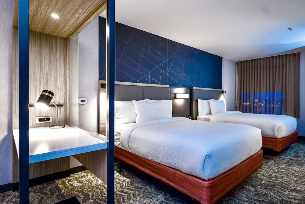 SpringHill Suites by Marriott Kenosha - photo 15