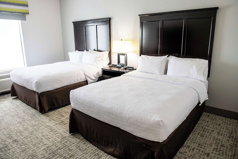 Hampton Inn & Suites Effingham - photo 34