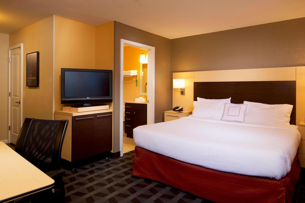 TownePlace Suites by Marriott Jacksonville - photo 5