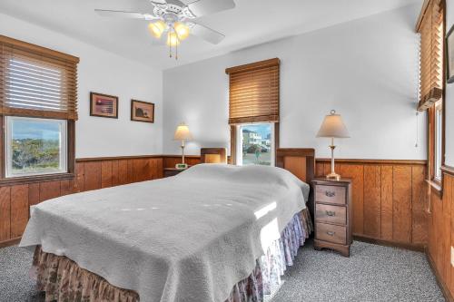 Wahoo by Oak Island Accommodations - photo 50