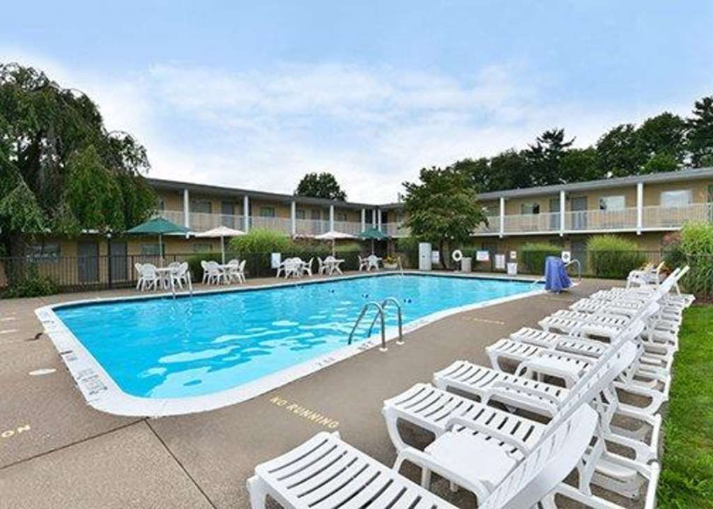 Travelodge by Wyndham Shamokin Dam Selinsgrove - photo 12